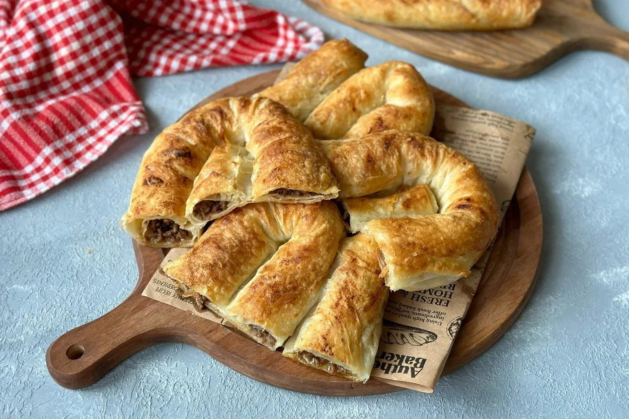Kıymalı Börek (Porsiyon)